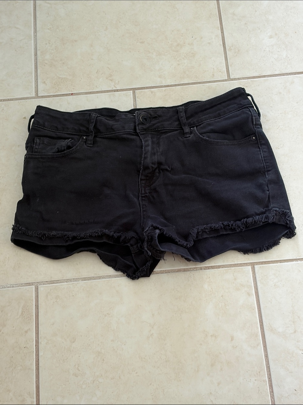 Bullhead Women’s Black Jean Low Rise Shorts 9